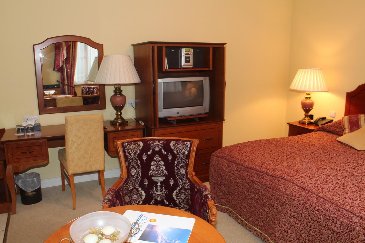Bramble Lodge Бларни Екстериор снимка
