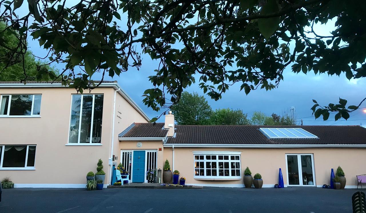 Bramble Lodge Бларни Екстериор снимка